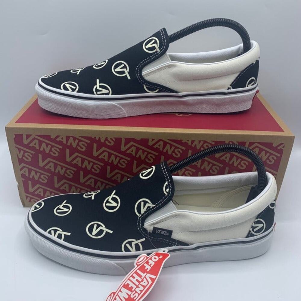 NEW Vans Classic Slip On Logo Sneakers Sz 9 Shoes Black White VN0A4BV317H